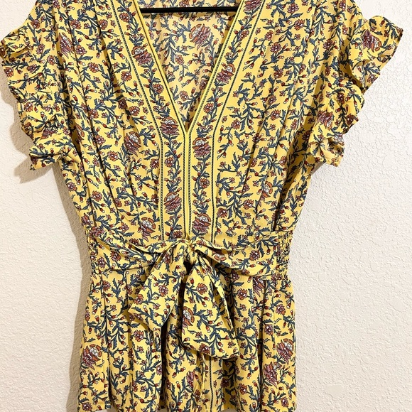 MAX STUDIO  Floral Yellow Wrap Top - Picture 1 of 6